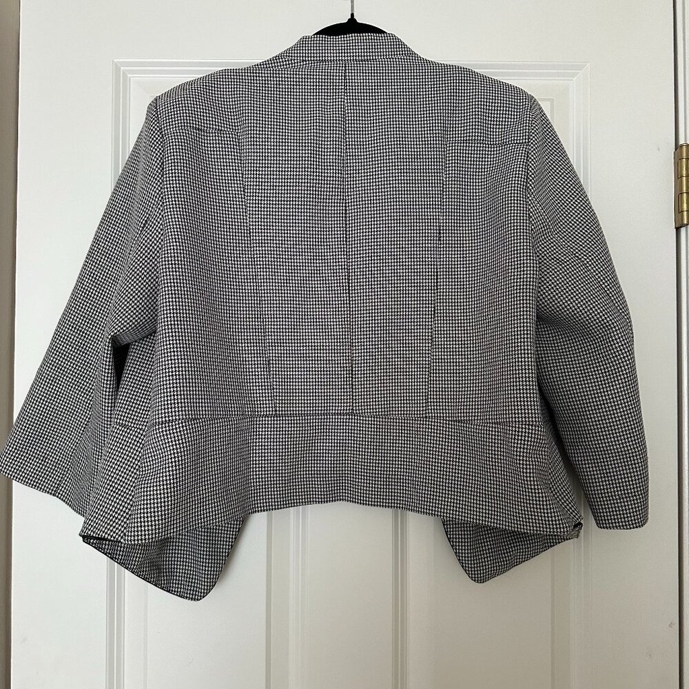 NWOT * T.Milano Blazer with Leather Underlay - Size 16 - Picture 3 of 4